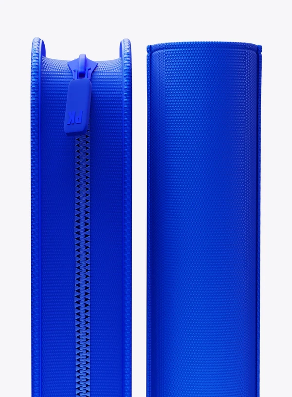 prokases-binder-blue_-toploader-288-zipper-detail_7b7827b7-7990-4e11-9806-1d7225629b96