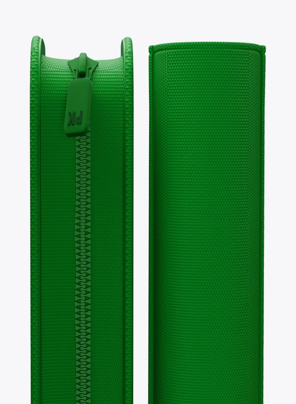 prokases-binder-green-toploader-288-zipper-detail_791c9842-0c04-4a04-819e-abe5638a60ef